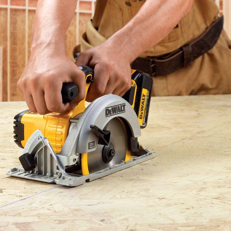 20V MAX Cordless 6.5 in. Circular Saw V968