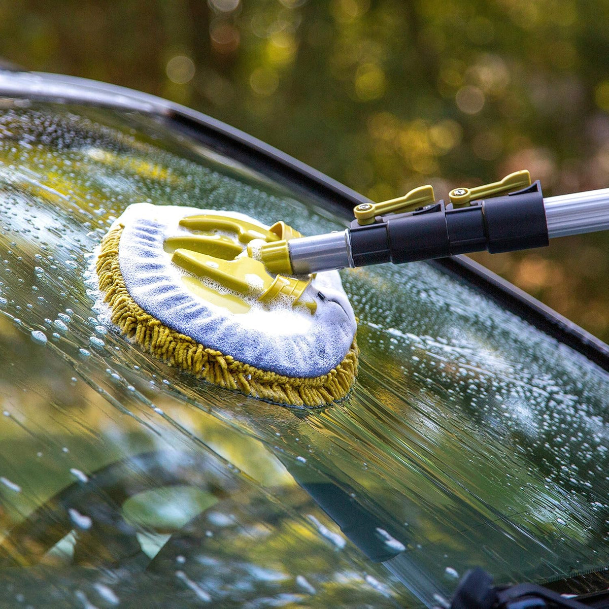 Car Cleaning Kit with Soft Car Wash Brush, Squeegee, Mitt, Microfiber Cleaning Head & Extension Pole I4555