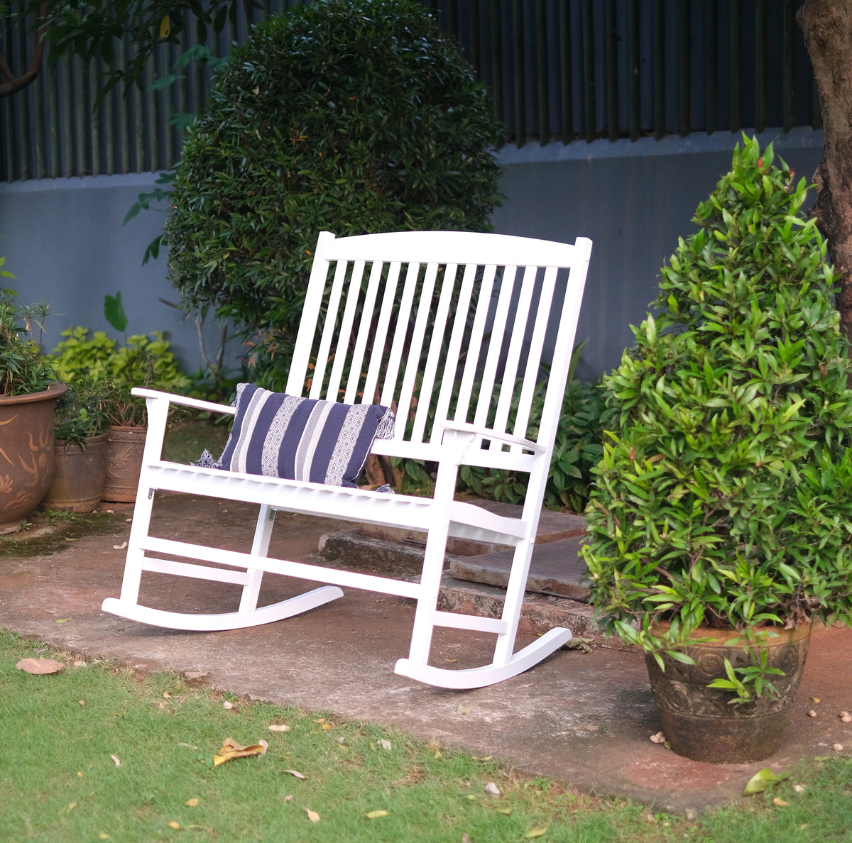 White Double Rocker H9788