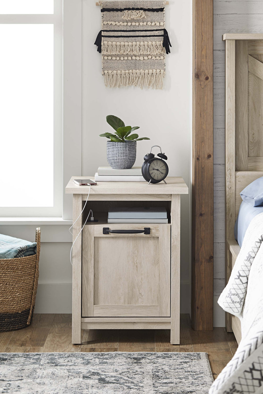 Rustic White Finish Nightstand N857547