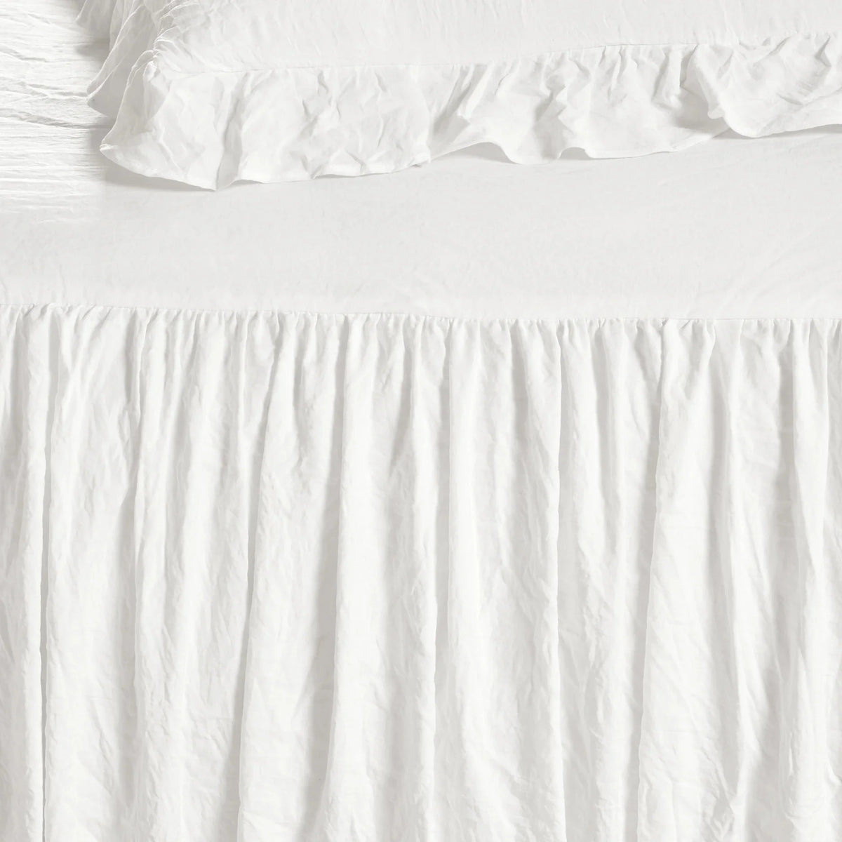 White 5Pc Daybed Cover W1719