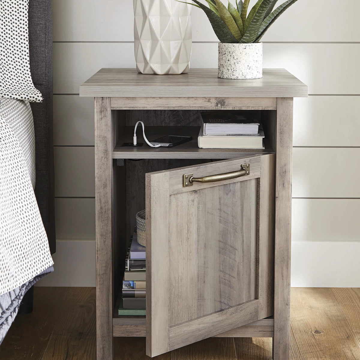 Rustic White Finish Nightstand N857547