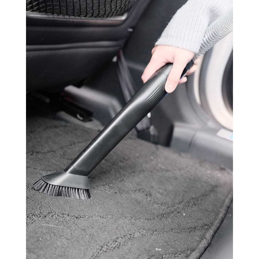 Pet Grooming Vacuum with 6-in 1 Grooming Kit Z945529