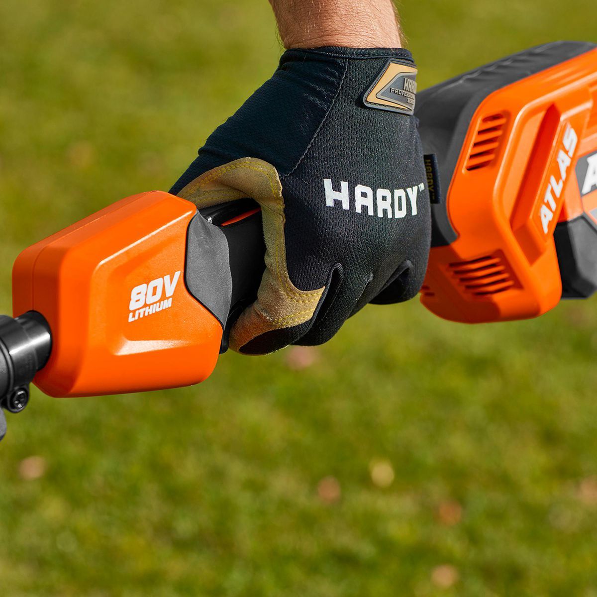 80V Brushless Cordless 10 in. Pole Saw J40559