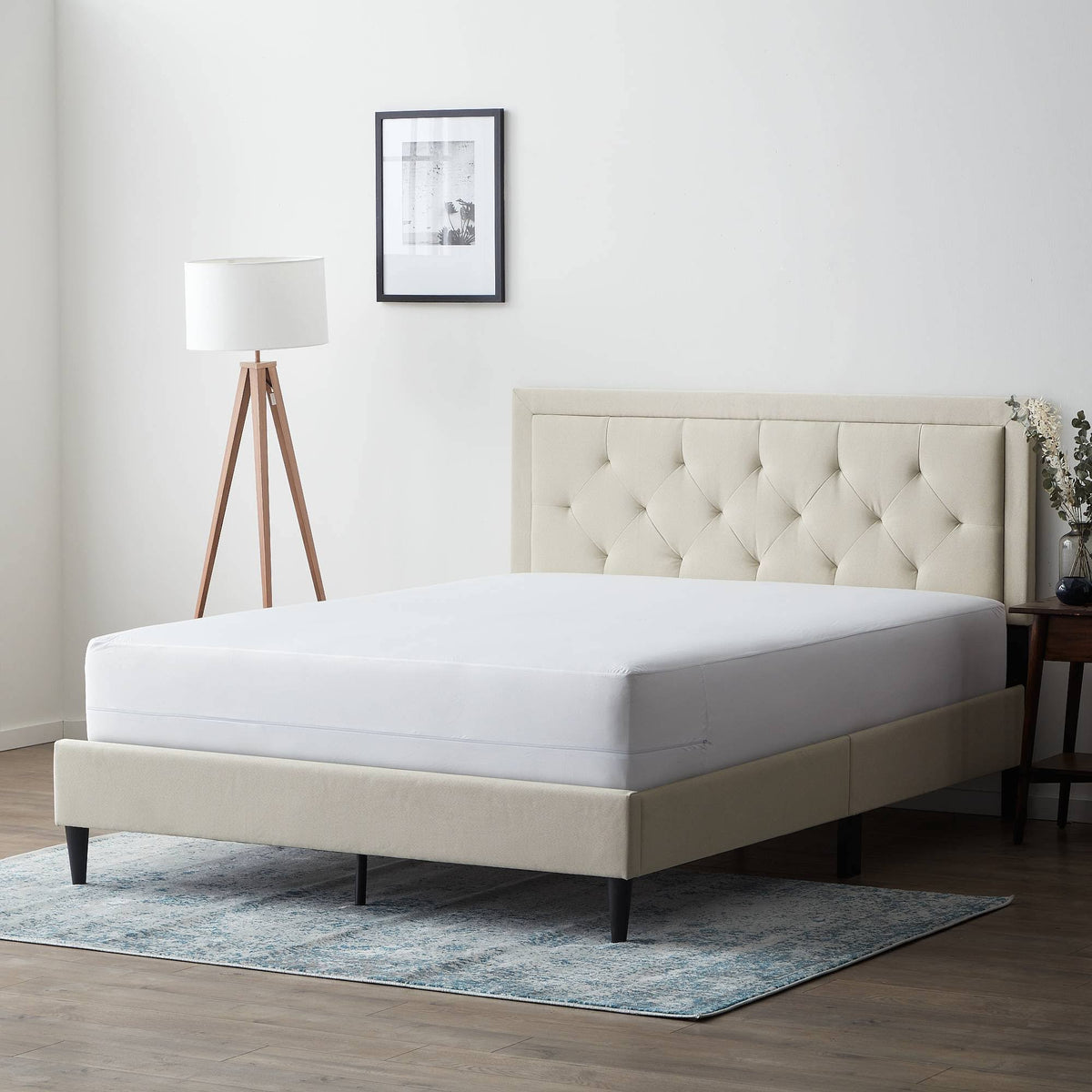 Queen Mattress Protector L653