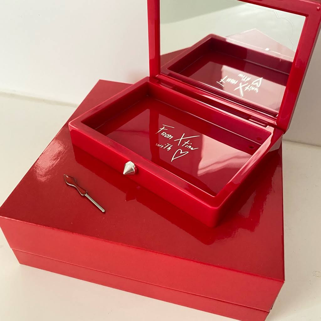 Red Refillable Case H955