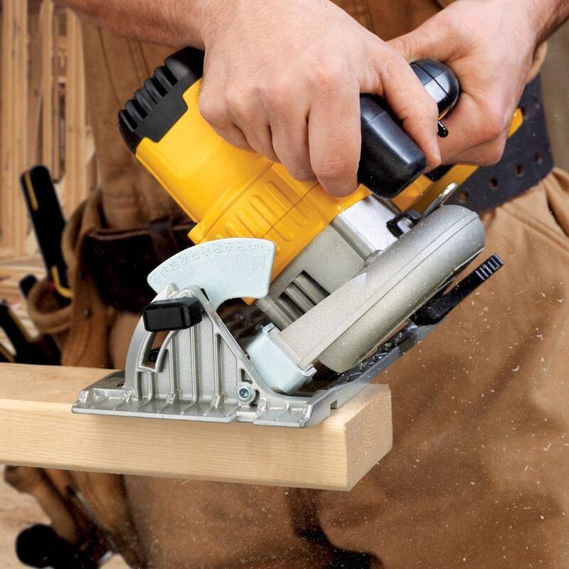 20V MAX Cordless 6.5 in. Circular Saw V968