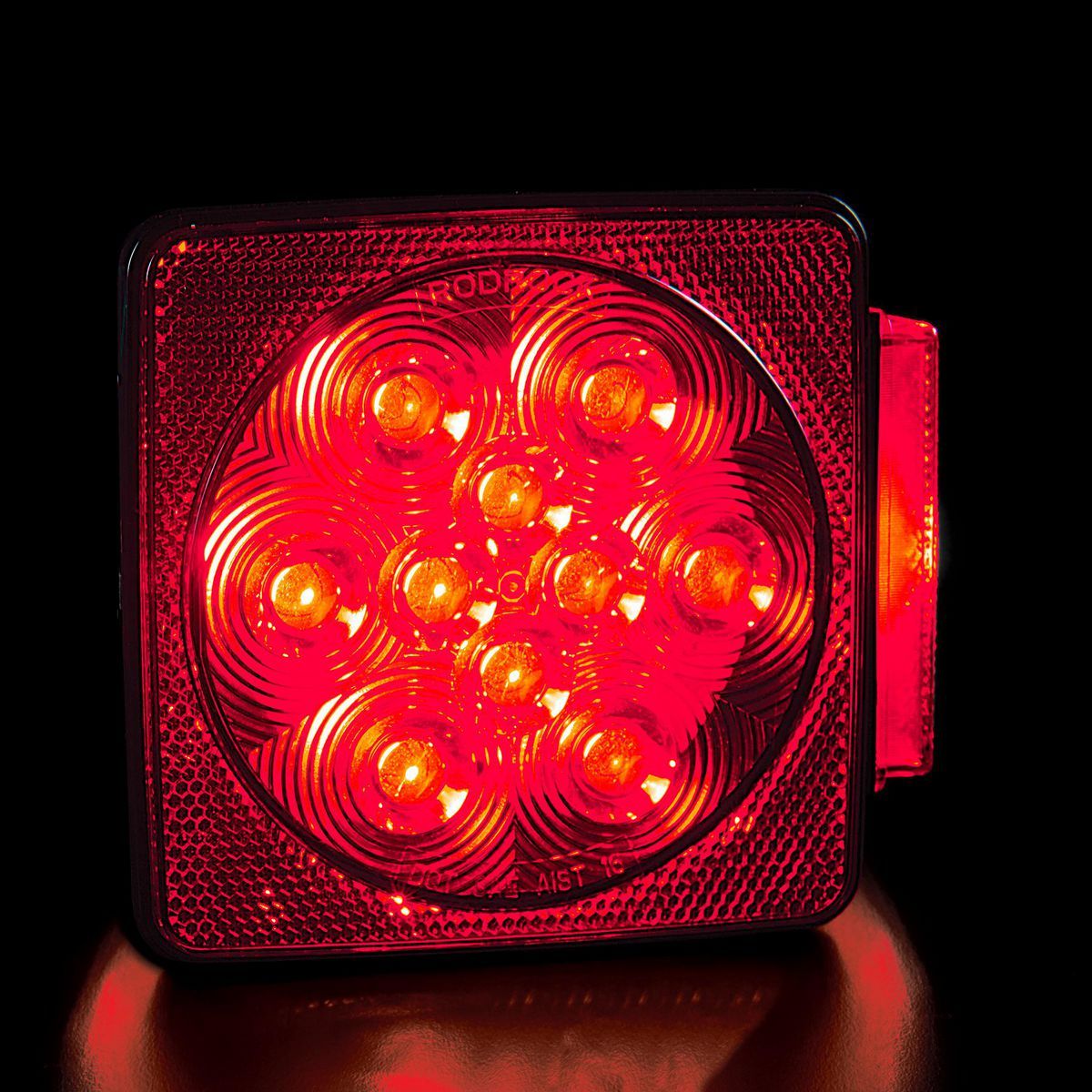 Submersible LED Trailer Light K70729