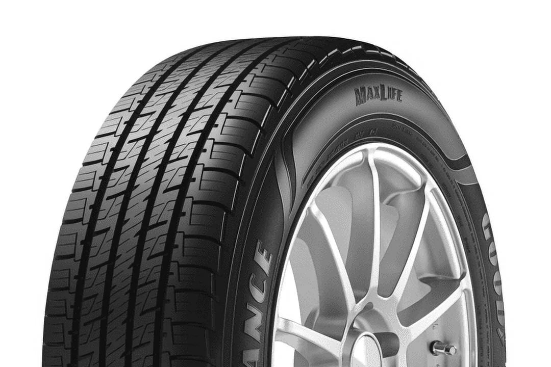 235/60R18 103V All-Season Tire P957